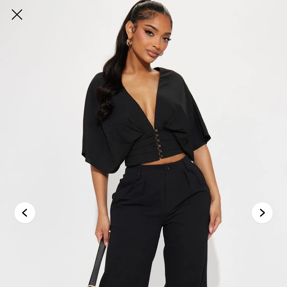 Open Weekends Top - Black - Picture 2 of 4